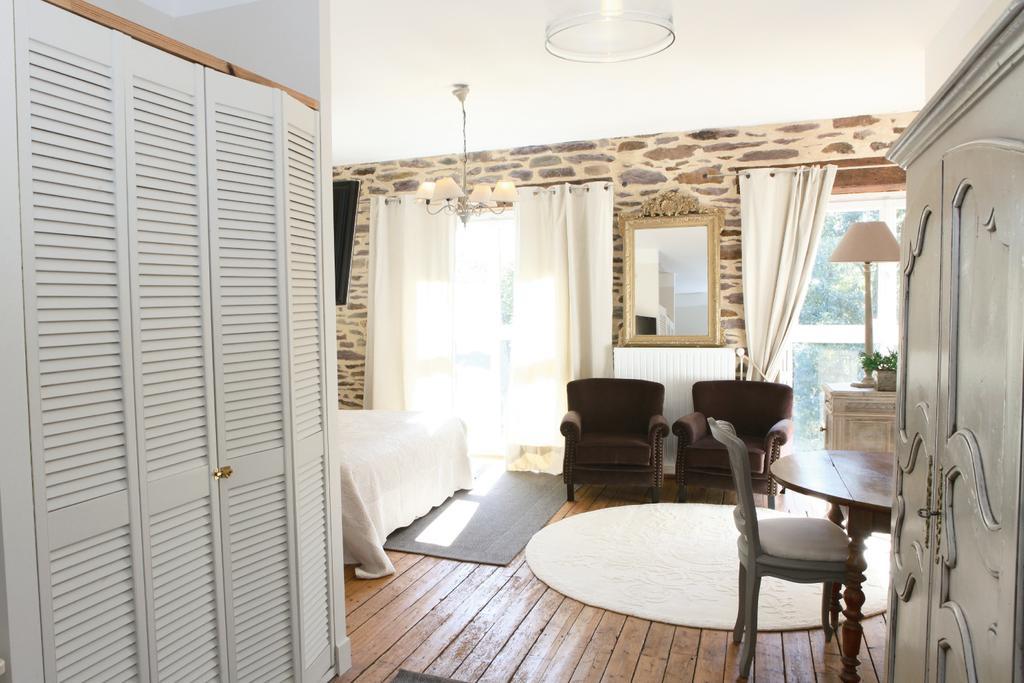 샹트피 La Gentilhommiere B&B 외부 사진