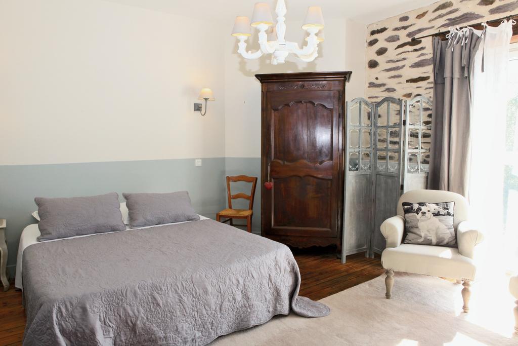 샹트피 La Gentilhommiere B&B 외부 사진