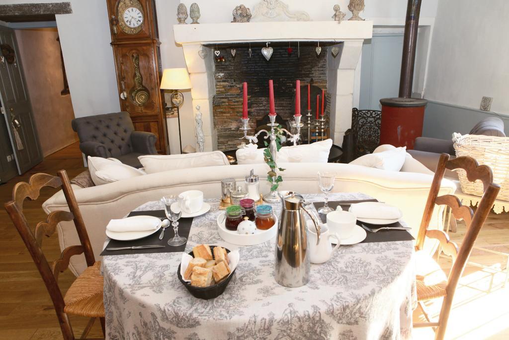 샹트피 La Gentilhommiere B&B 외부 사진